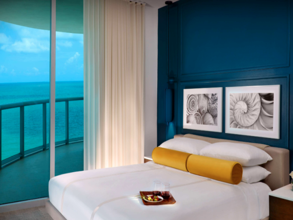 Beachfront Condo with Ocean Views & Luxurious Amenities in Sunny Isles Beach